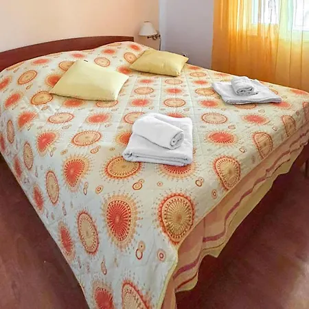 Pet Friendly Home In Bol *